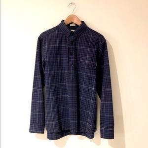 Taylor Stitch. Blue plaid. 4 button popover.